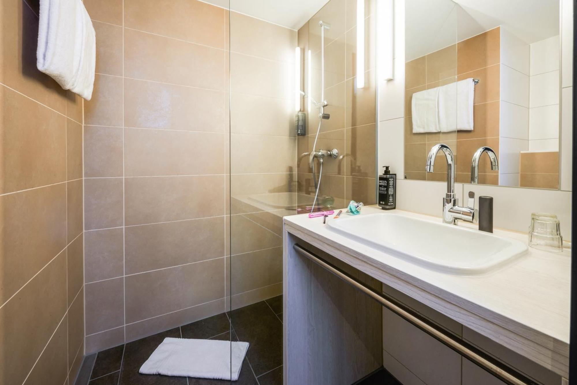 Ibis Styles Singen Hotel Exterior foto